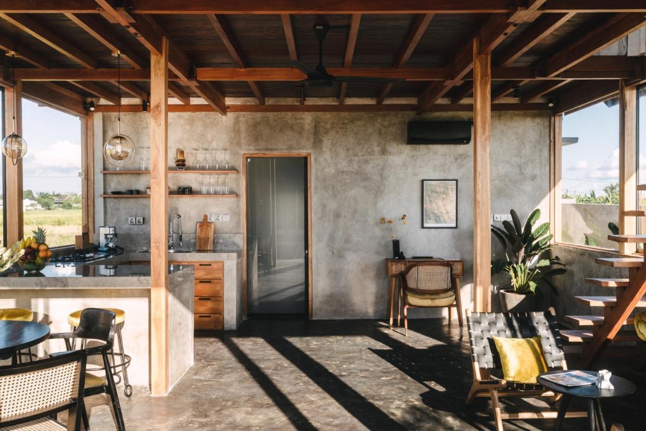Chic Designer - Steps From Lima Villa Canggu