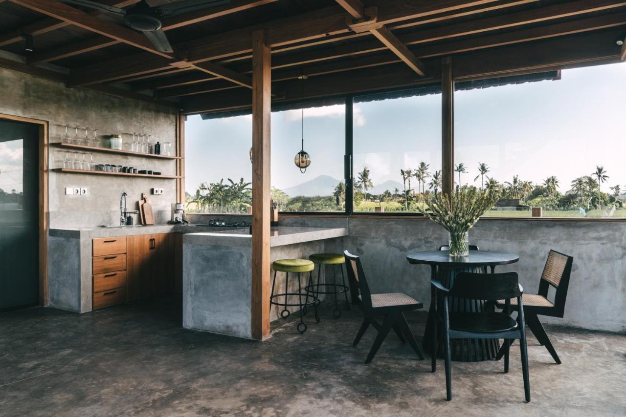 Chic Designer - Steps From Lima Villa Canggu