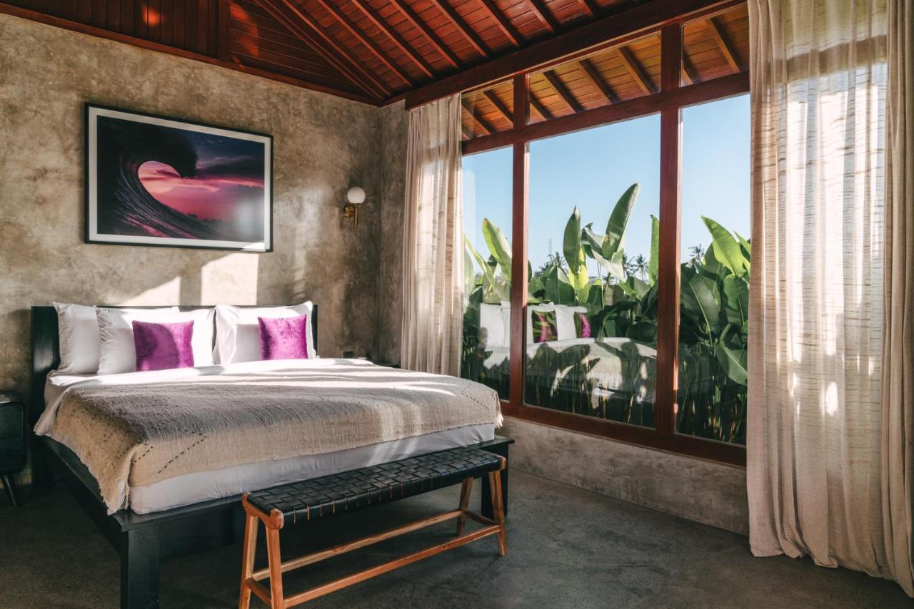 Villa Chic Designer - Steps From Lima Canggu